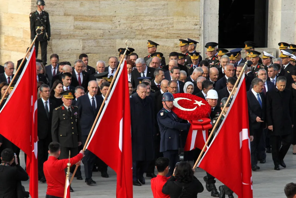 Anıtkabir’de 10 Kasım töreni