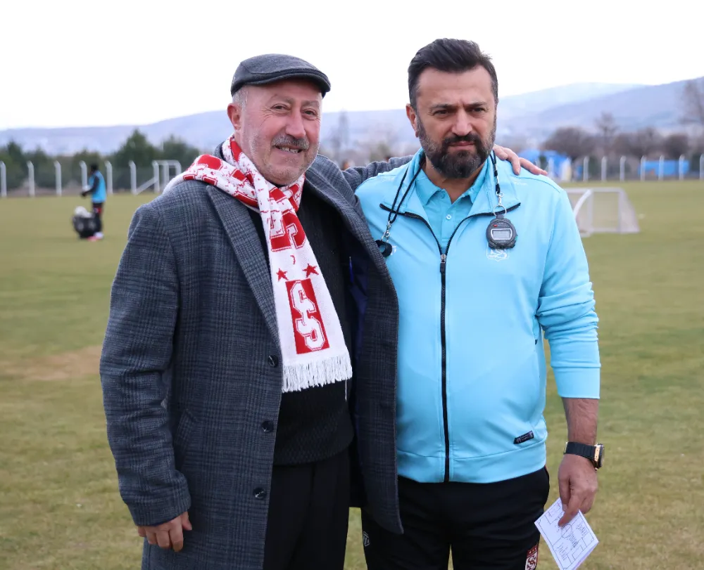Sivasspor’da Bülent Uygun ilk idmanına çıktı