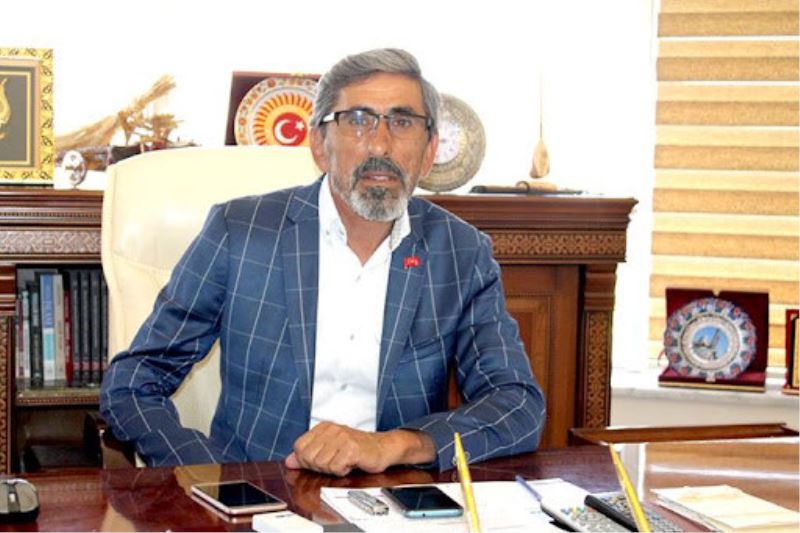 Köyde ağa olma, şehirde hamal ol!