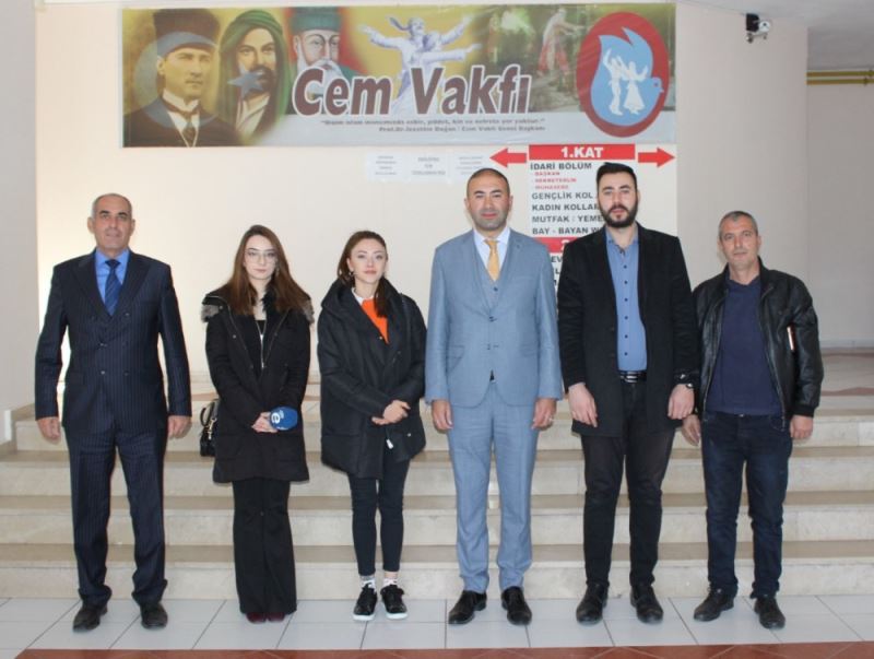 Başkan Karataş: Cem Vakfı siyaset üstüdür