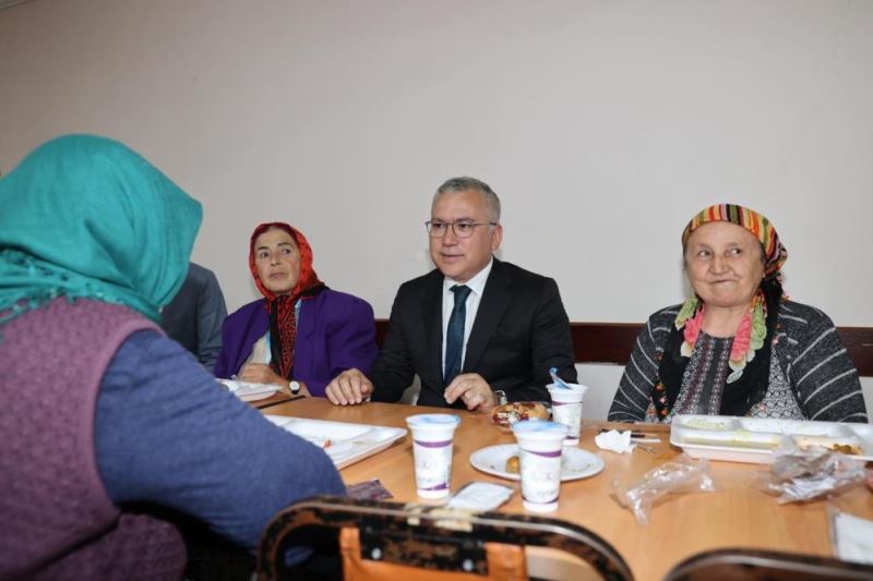 Vali Şimşek: “Gün dayanışma günüdür”